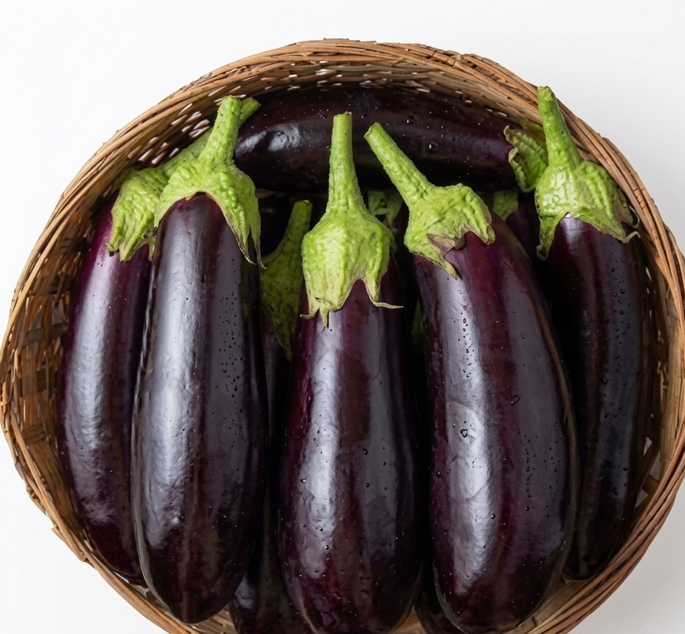 Fresh Begun (Brinjal) – Farm Fresh, Tender & Premium Eggplant
