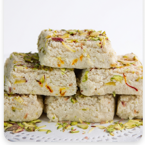 Rich & Creamy Malai Kalakand – Traditional Milk Sweet Made with Fresh Khoya