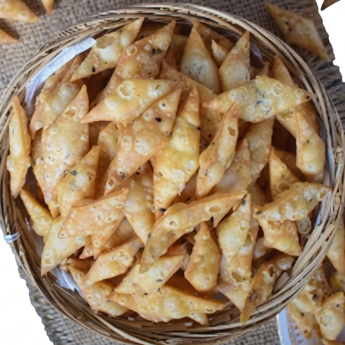 Kucho Nimki – Bite-Sized, Crispy & Traditional Bengali Savory Snack