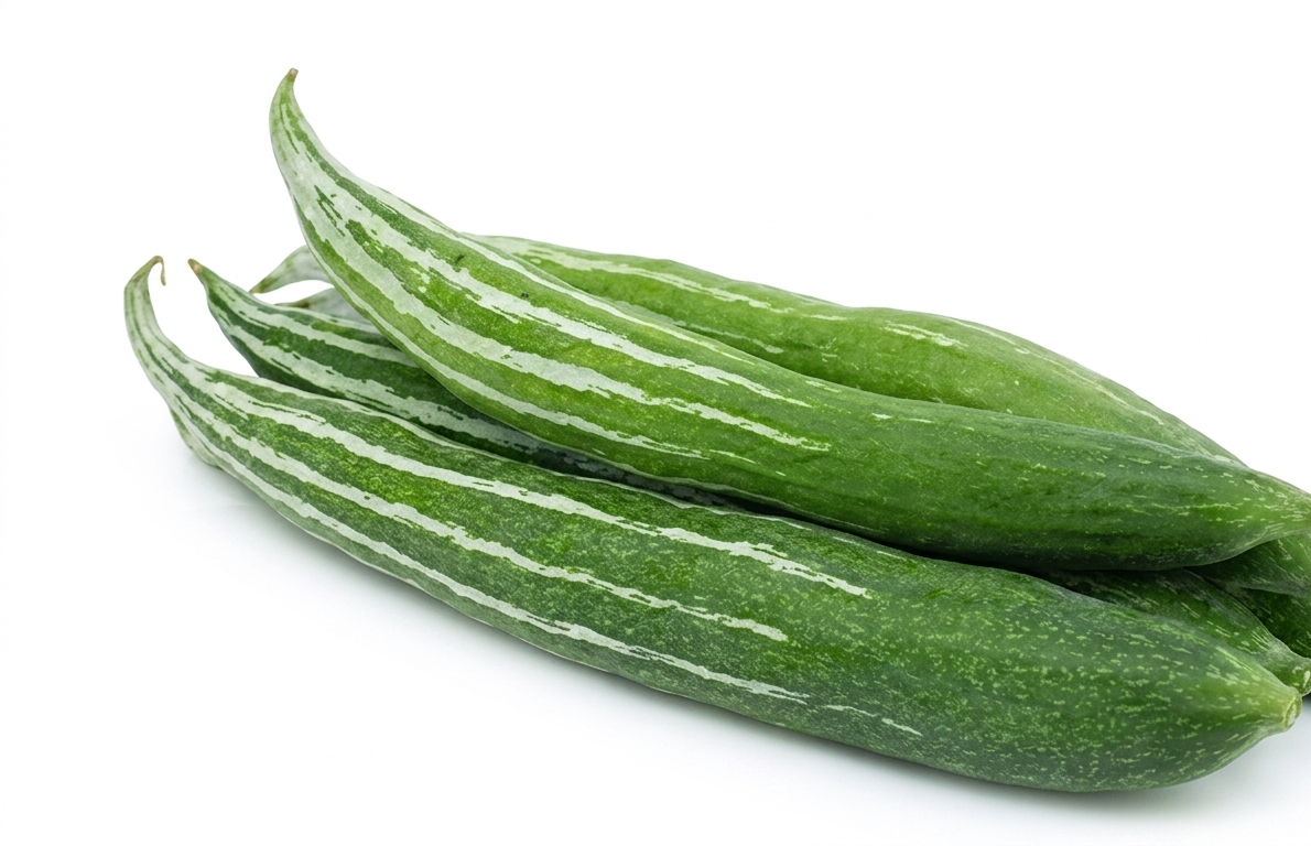 Fresh Chichinga (Snake Gourd) – Farm Fresh, Tender & Healthy Vegetable